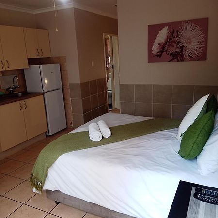 Accommodation@Park1285 Pretoria-Noord Eksteriør bilde